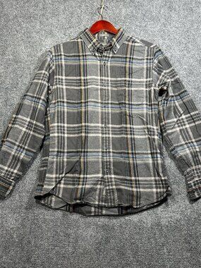 Eddie Bauer Shirt Men Small Gray Flannel Plaid Cotton Button Down Pocket Classic